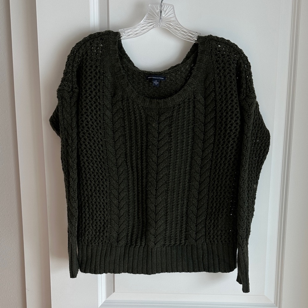 American Eagle Outfitters Women’s Dark Green Knit Sweater – Size Small – GUC